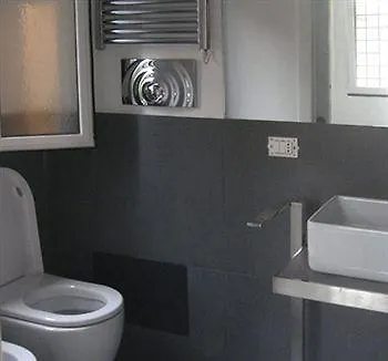 Nardones 48 * Неаполь