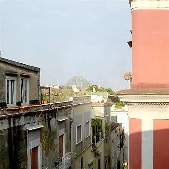 Nardones 48 Неаполь