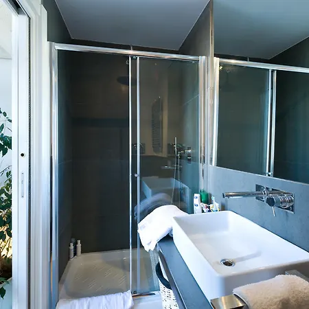 Appartement Nardones 48 *