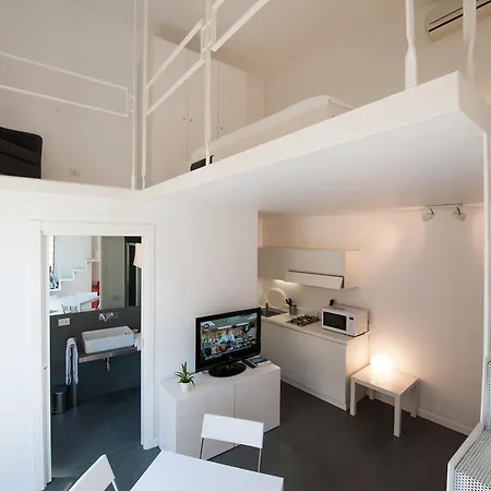 Nardones 48 Неаполь