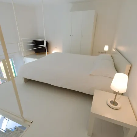Lägenhet Nardones 48 *