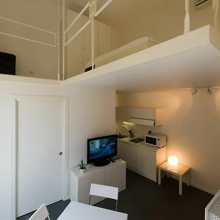 Nardones 48 Неаполь