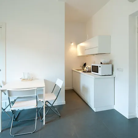 公寓 Nardones 48 *